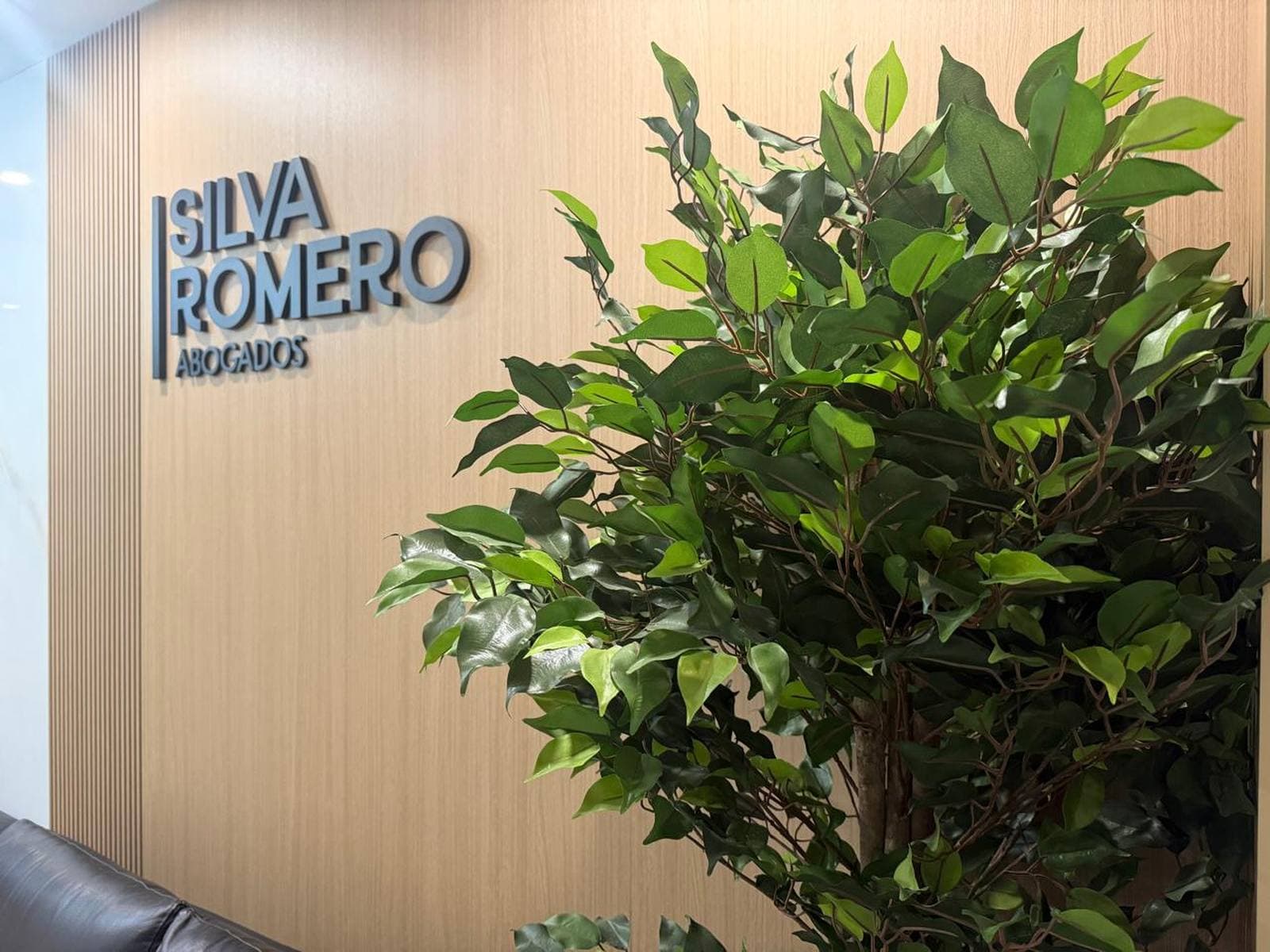 Recepción del estudio Silva Romero Abogados en Miraflores